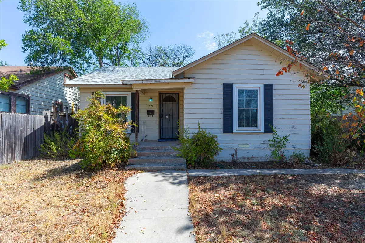 909 Grand Avenue, Abilene, TX 79605 - #1
