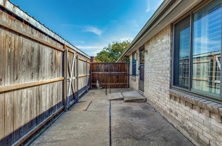 13853 Leinsper Green Street, Dallas, TX 75240 - #3