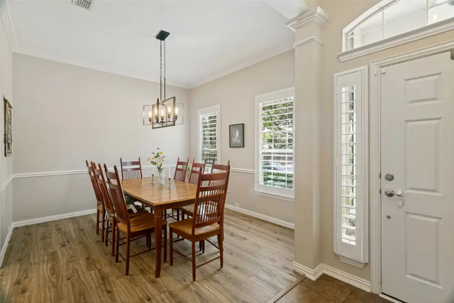 1037 Honeysuckle, Grapevine, TX 76051 - #2