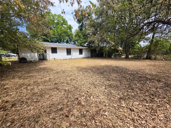 4424 Littlejohn Avenue, Fort Worth, TX 76105