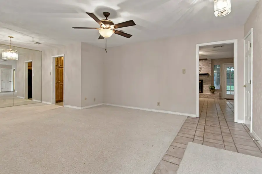 408 Englewood Lane, Hurst, TX 76053 - #3