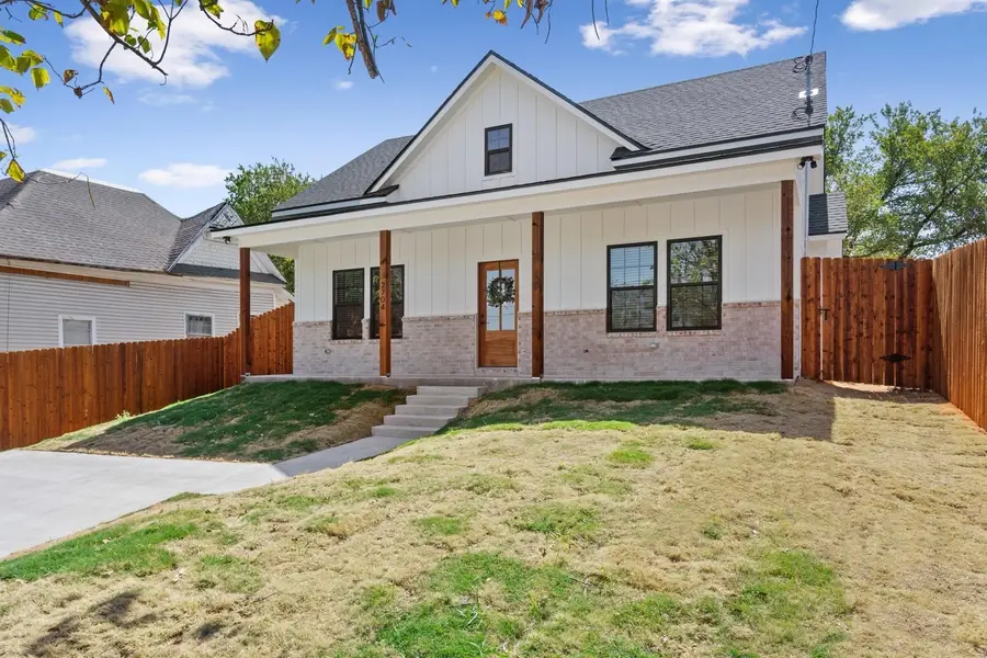 2704 Clay Avenue, Waco, TX 76711 - #2