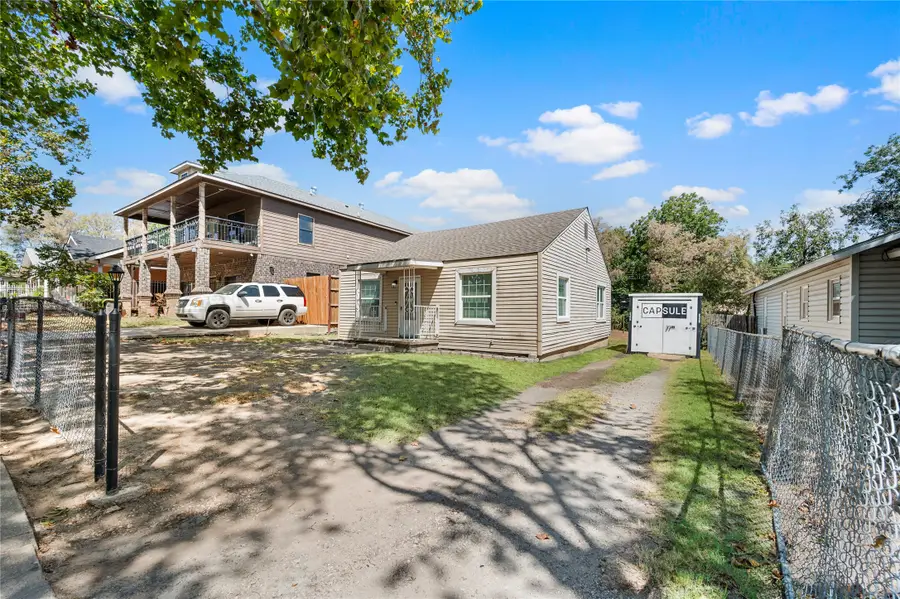 2712 27th Street, Fort Worth, TX 76106 - #2