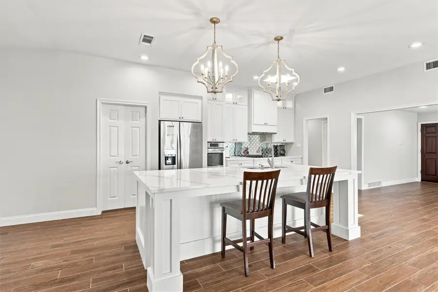 611 Westview Avenue, Fort Worth, TX 76107 - #2