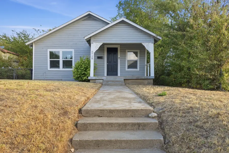5728 Kilpatrick Avenue, Fort Worth, TX 76107 - #2