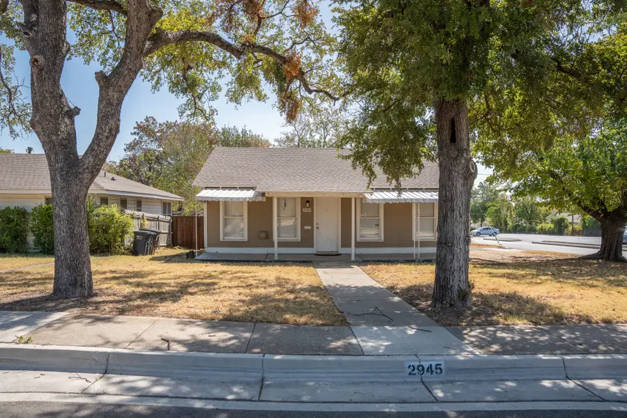 2945 Handley Drive, Fort Worth, TX 76112 - #2