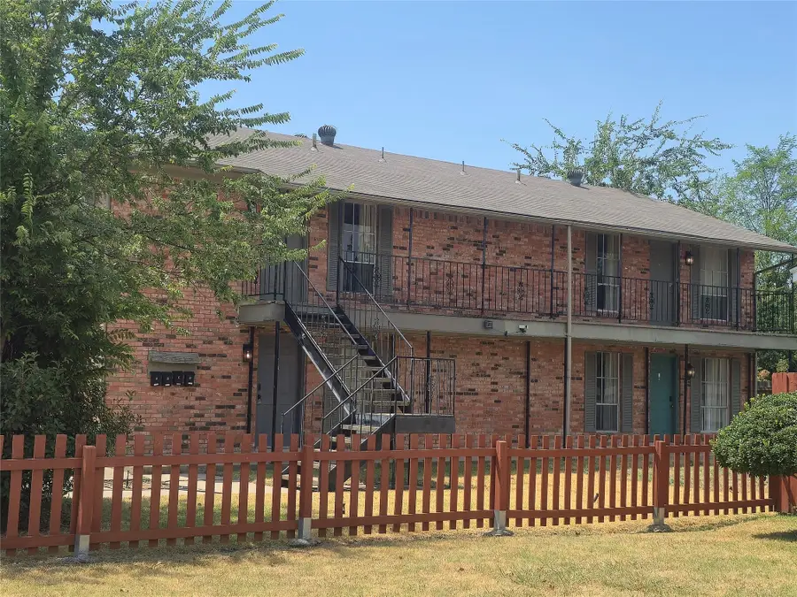 521 Hopkins Street, Garland, TX 75040 - #2