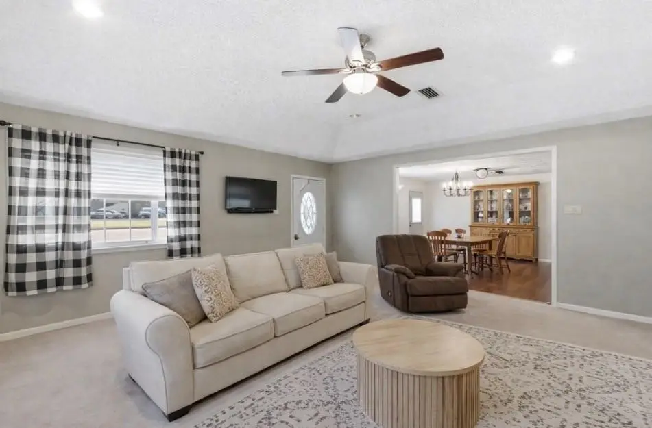 1224 N Texas Street, De Leon, TX 76444 - #1