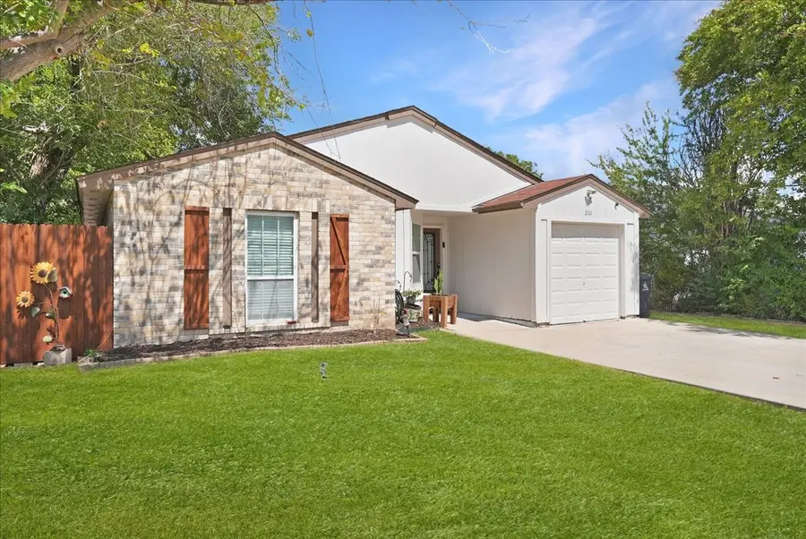 2111 Sharpshire Lane, Arlington, TX 76014 - #2