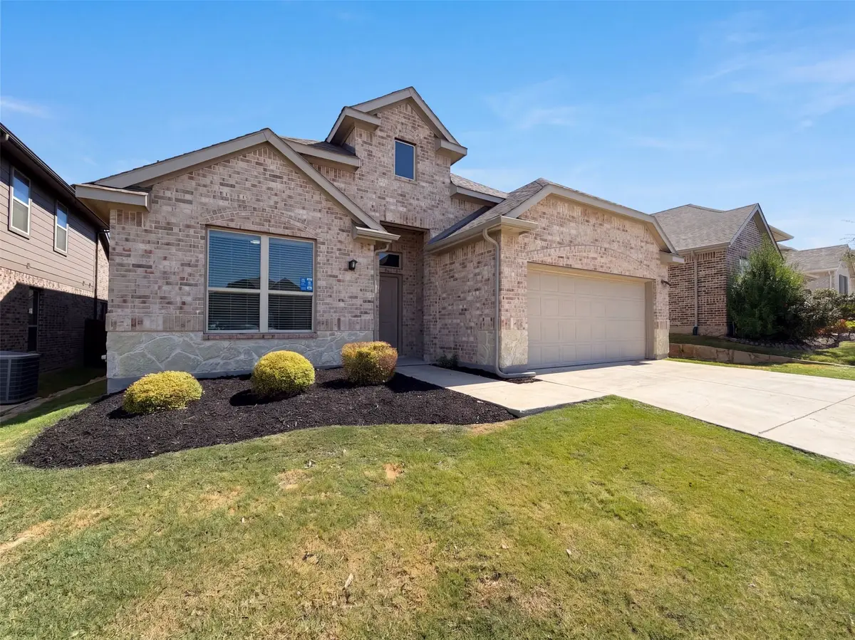 14316 Spitfire Trail, Roanoke, TX 76262 - #1