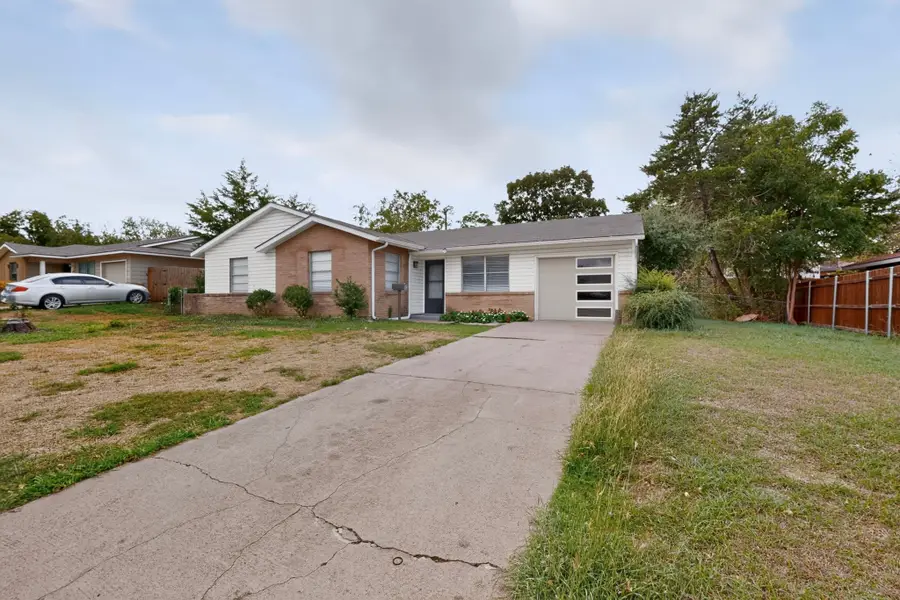 2942 Candlewick Lane, Farmers Branch, TX 75234 - #2