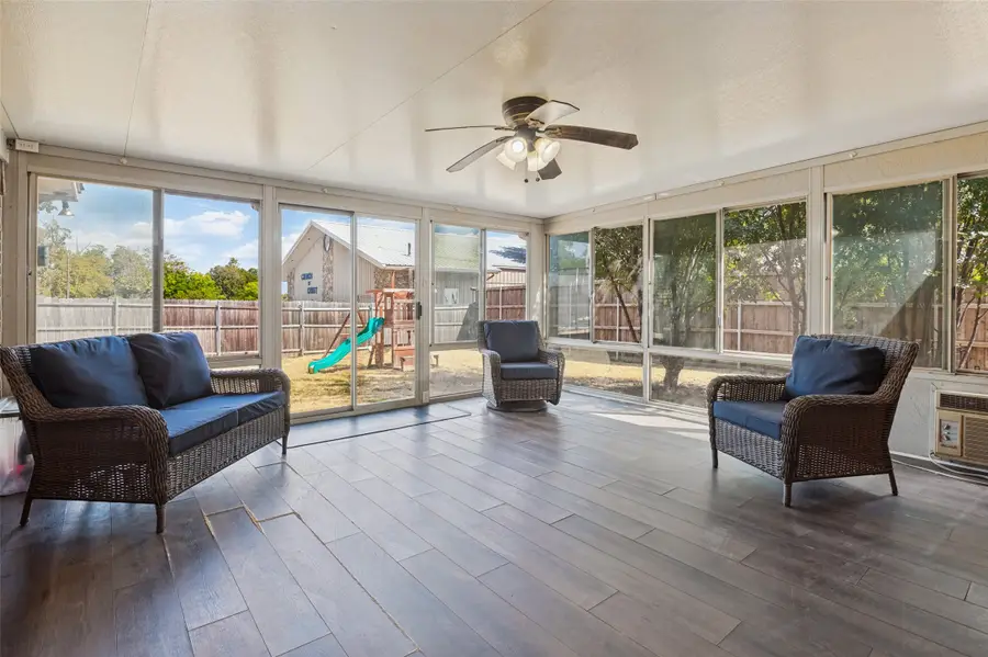 701 Carlisle Court, Lake Dallas, TX 75065 - #3