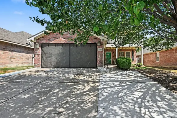 4728 Homelands Way, Fort Worth, TX 76135