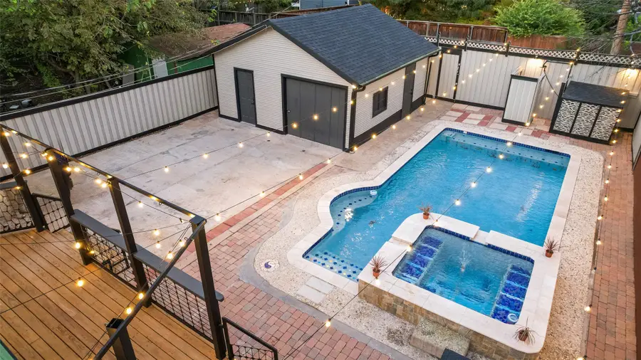 924 N Winnetka Avenue, Dallas, TX 75208 - #2