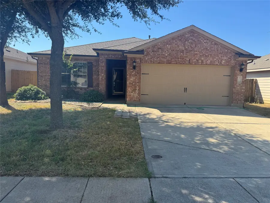 601 Hidden Dale Drive, Fort Worth, TX 76140 - #2