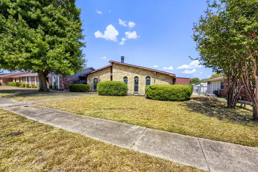 7209 Flameleaf Place, Dallas, TX 75249 - #2
