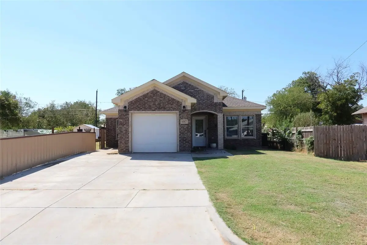 1317 34th Street, Wichita Falls, TX 76302 - #1