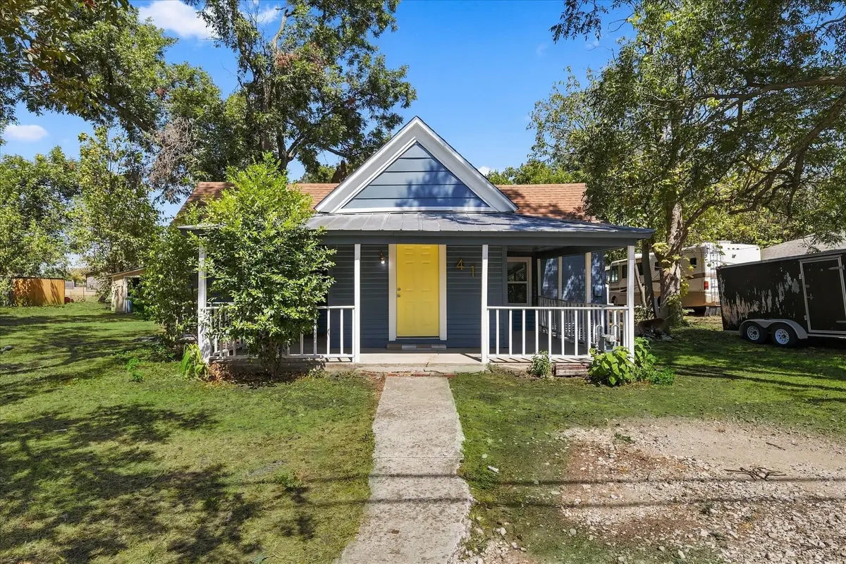 417 E Hughes Street, Collinsville, TX 76233 - #1