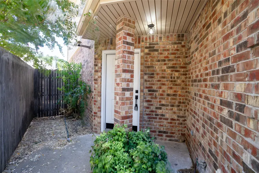 18942 Ravenglen Court, Dallas, TX 75287 - #3