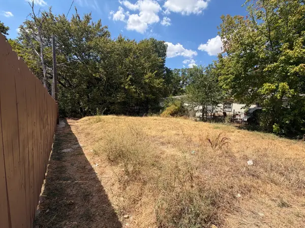 417 Bonnie View Road, Dallas, TX 75203