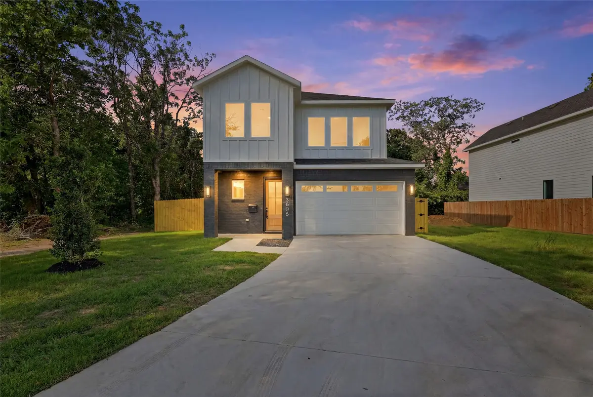5806 Carlton Garrett Street, Dallas, TX 75215 - #1