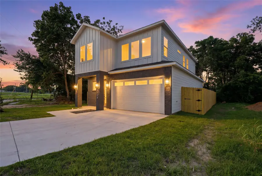 5806 Carlton Garrett Street, Dallas, TX 75215 - #2