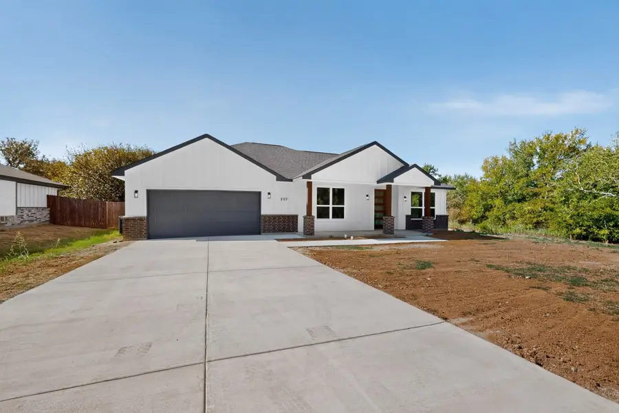 203 W Mansfield Avenue, Kennedale, TX 76060 - #3