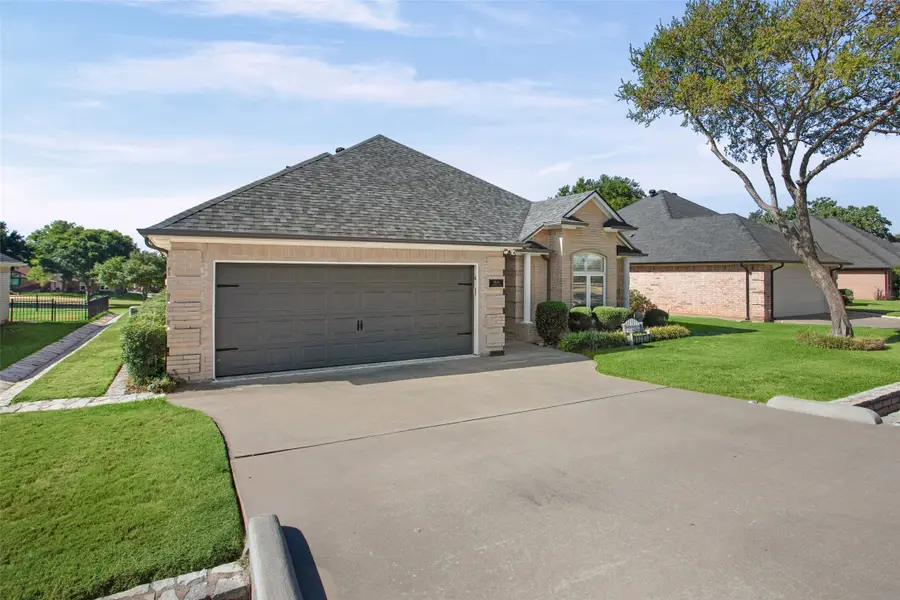 8606 Leisure Lane, Granbury, TX 76049 - #2