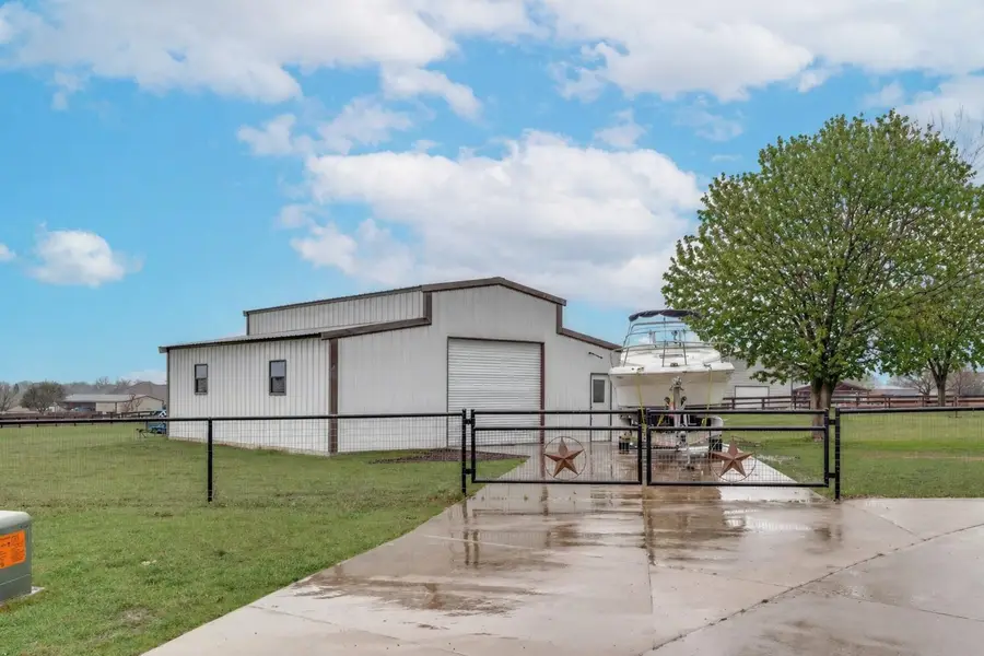 108 High Meadows Court, Decatur, TX 76234 - #2