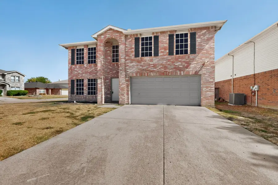 3040 Clemente Drive, Grand Prairie, TX 75052 - #2