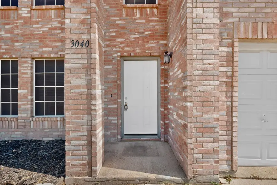 3040 Clemente Drive, Grand Prairie, TX 75052 - #3