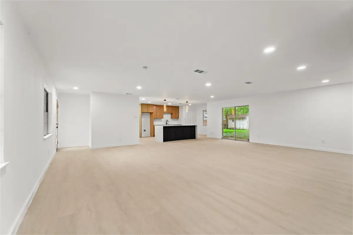 110 Hackberry Street, Lancaster, TX 75146 - #1