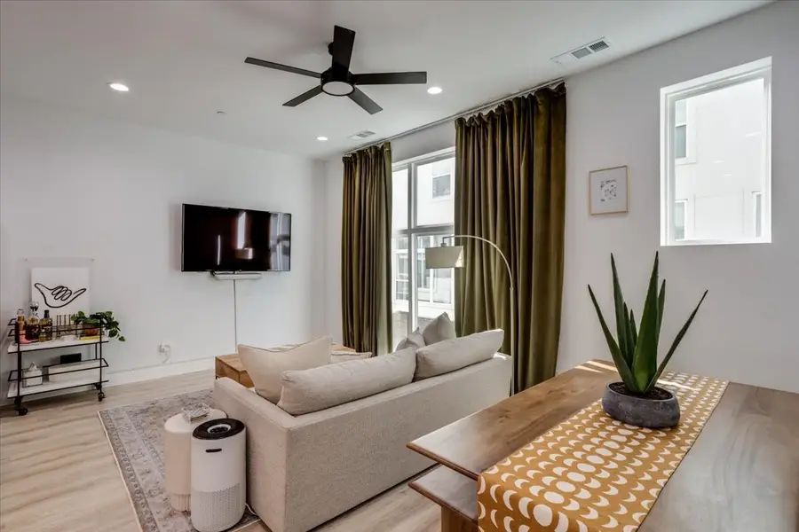 2038 N Prairie Avenue #104, Dallas, TX 75204 - #3