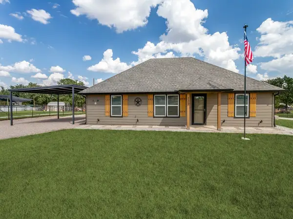 139 Brown Lane, Poolville, TX 76487