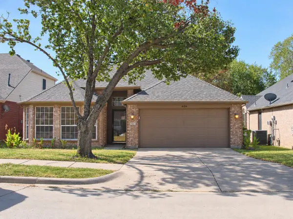 606 Lake Bridge Drive, Lake Dallas, TX 75065