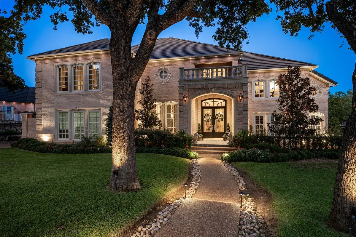 4813 W Cranbrook Drive, Colleyville, TX 76034 - #1