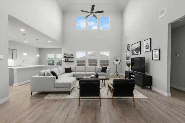 344 Valentine Court, Burleson, TX 76028