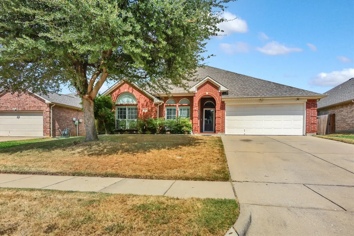 3019 Churchill Downs, Irving, TX 75060 - #1