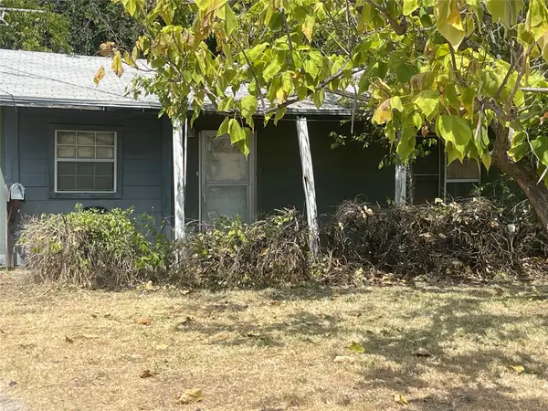 4421 Hardeman Street, Fort Worth, TX 76119