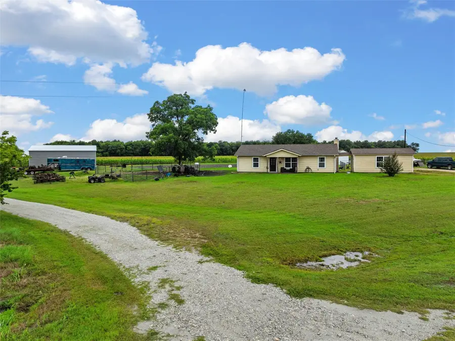 2851 Fm 339, Mount Calm, TX 76673 - #2