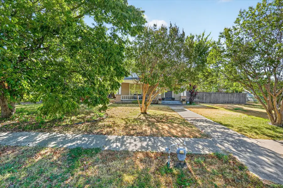 517 S Center Street, Forney, TX 75126 - #2