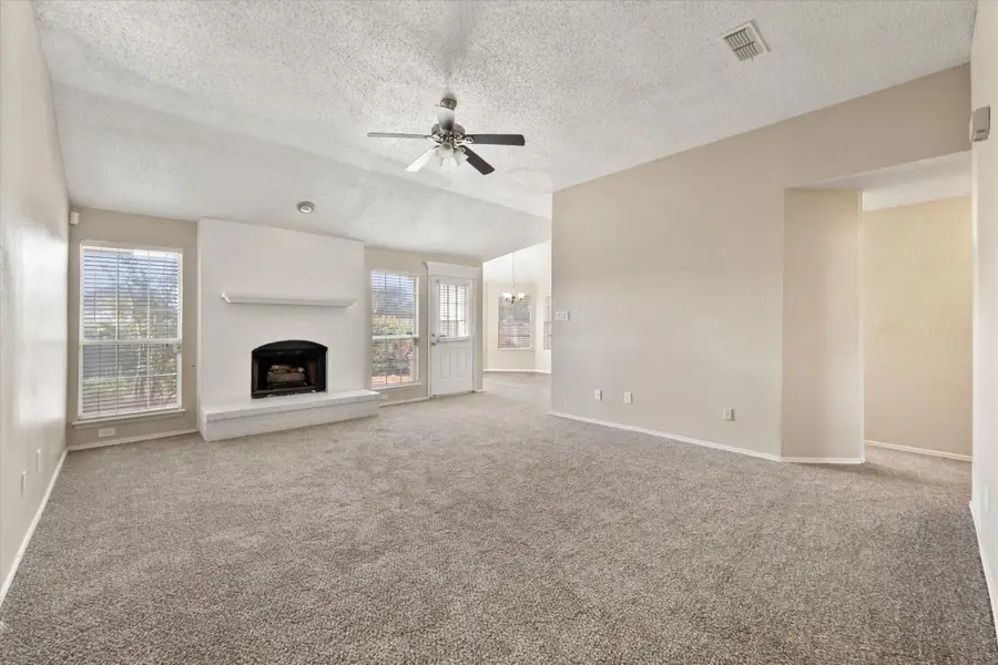 926 Tennis Villa Drive, Arlington, TX 76017 - #2