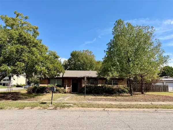 3221 Burgandy Lane, Sherman, TX 75090