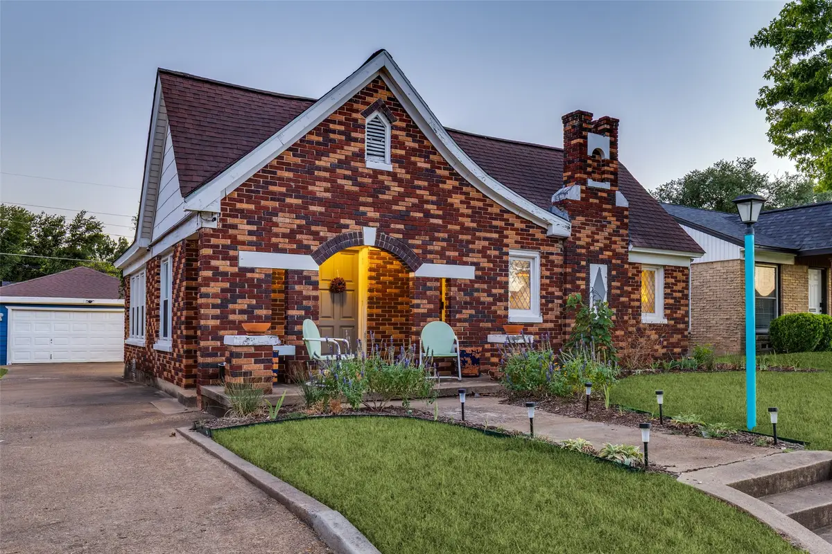2732 Ivandell Avenue, Dallas, TX 75211 - #1