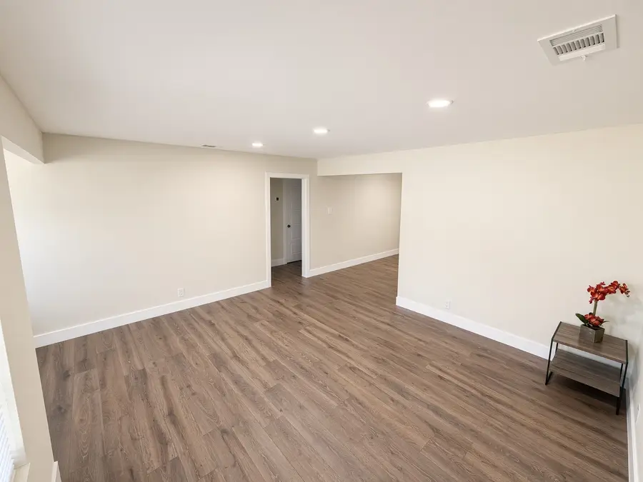 1205 Oak Street, Grand Prairie, TX 75050 - #3