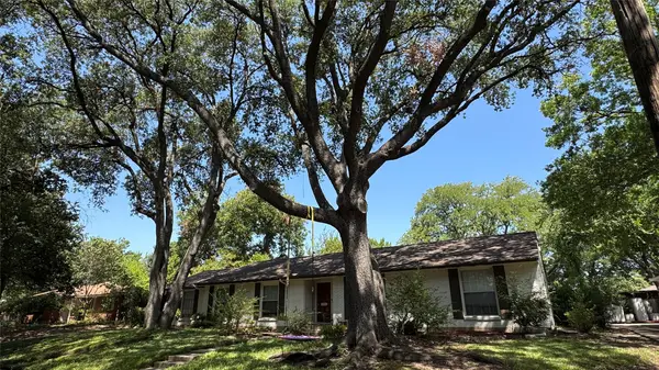 3543 Warick Drive, Dallas, TX 75229