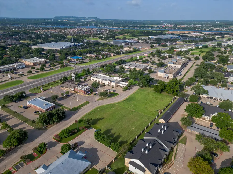 1100 Crawford Avenue, Granbury, TX 76048 - #3