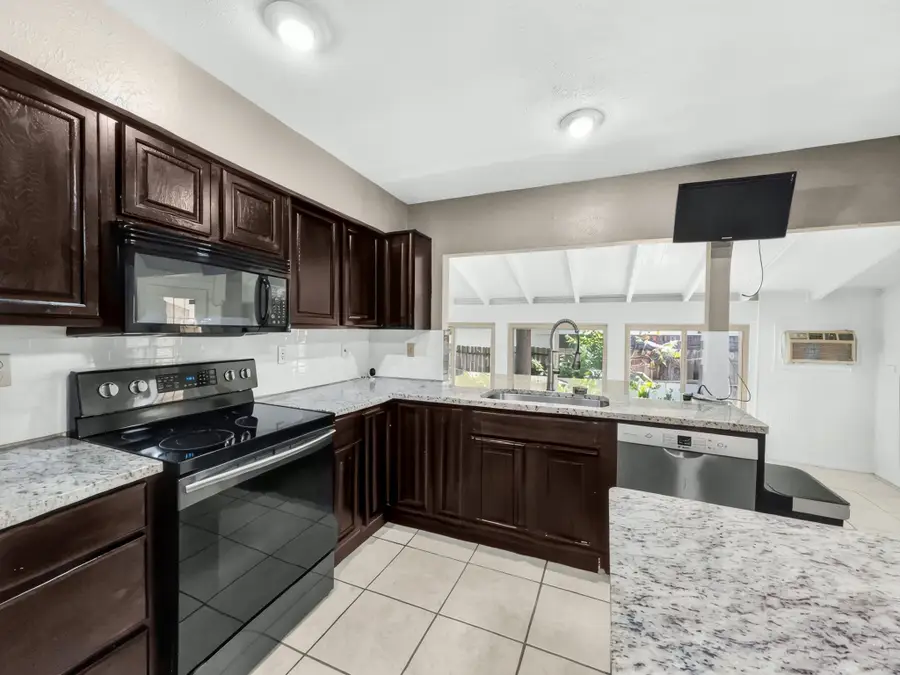 3820 Aspenwood Drive, Bedford, TX 76021 - #3
