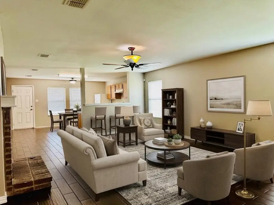 8021 Stowe Springs Lane, Arlington, TX 76002 - #2