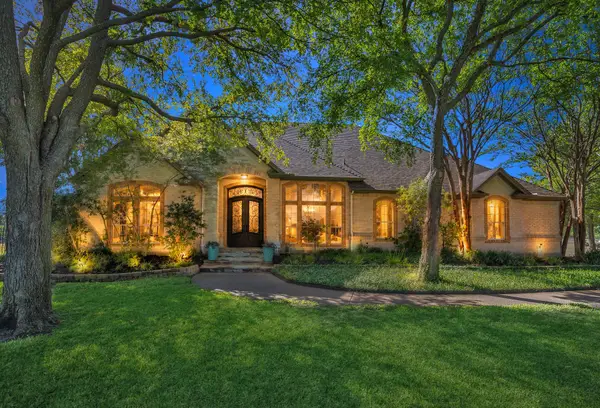 173 Cattlebaron Parc Drive, Fort Worth, TX 76108